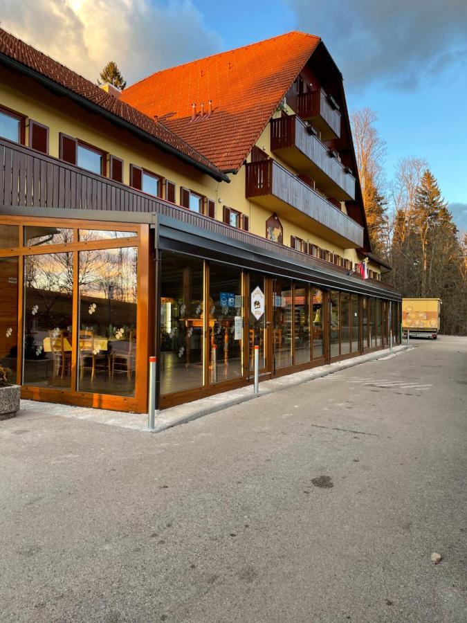 Guesthouse Pri Cebelici Lukovica pri Domžalah Exterior foto